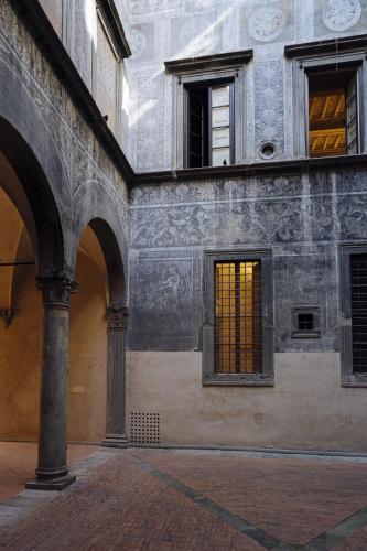 Borgo 10 Florence Boutique Apartment — 4-Star Luxury Hotel in Florence, Italy