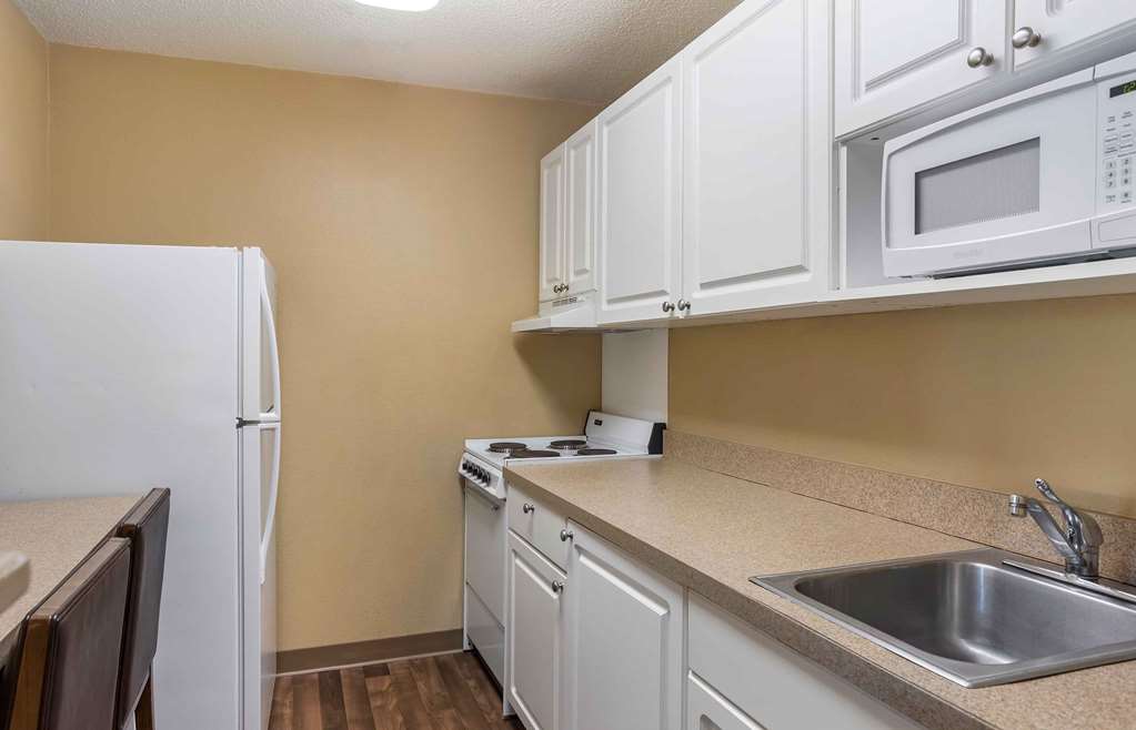 Extended Stay America Suites Mt Laurel Pacilli Place - photo 21