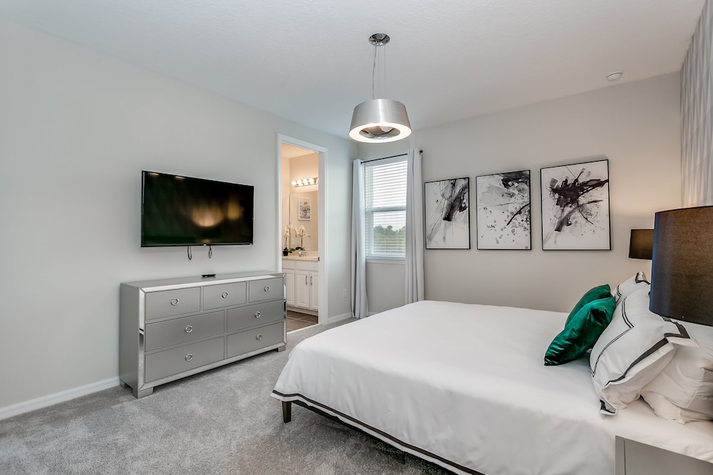 1834cvt New Solara 9 Bedroom 6 Bathroom Resort - photo 16