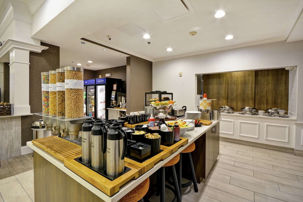 Hilton Garden Inn Gulfport Airport - photo 37