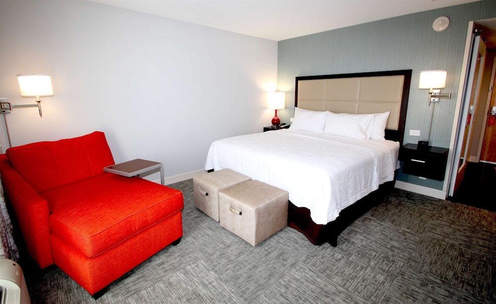 Hampton Inn Suffolk - photo 27