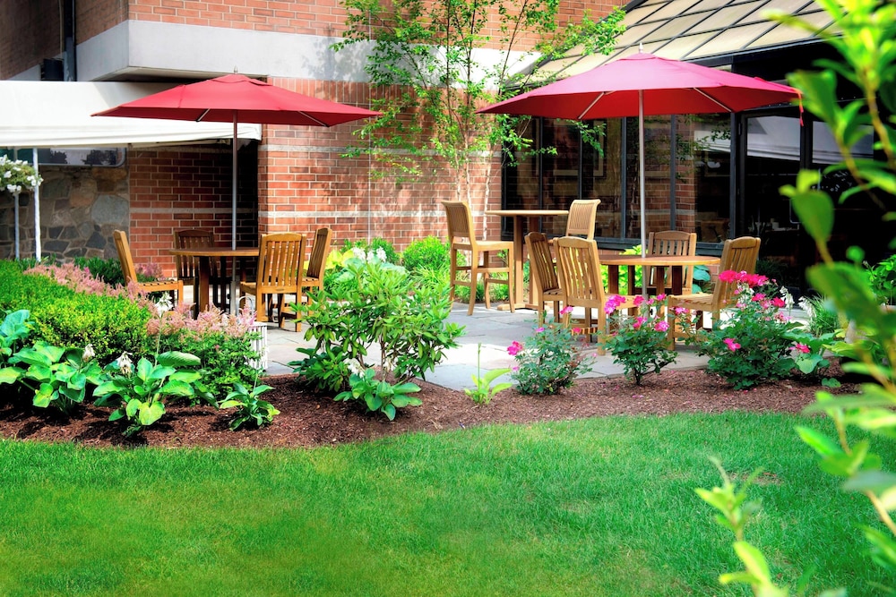 Trumbull Marriott Shelton - photo 23