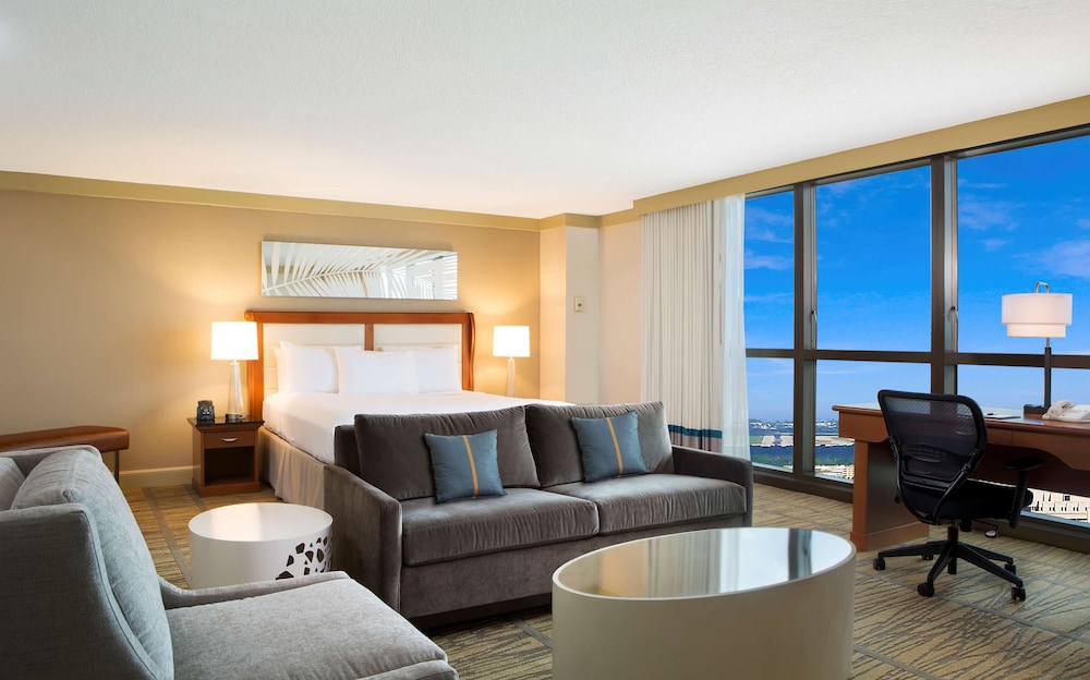 DoubleTree by Hilton Hotel Miami Airport & Convention Center - photo 25