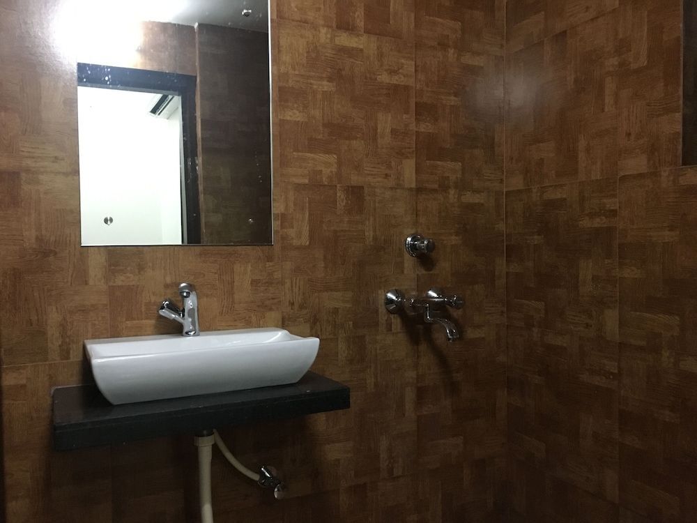 Hotel Paras — Lalitpur — photo 2