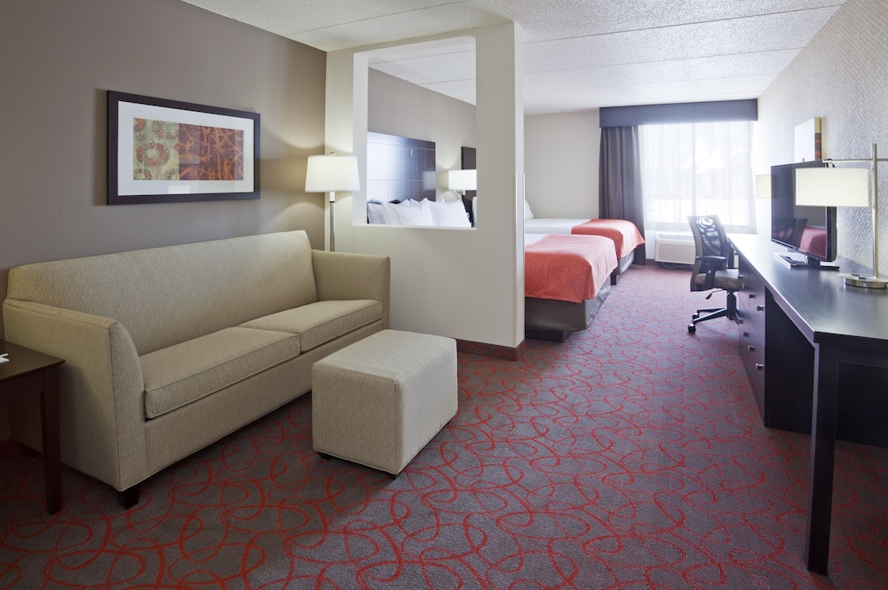 Holiday Inn Express & Suites Bloomington MPLS Arpt Area W by IHG - photo 10