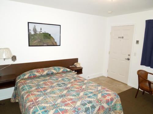Col Pacific Motel - photo 4