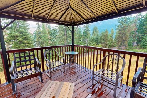 Wallowa Lookout — Joseph — photo 4