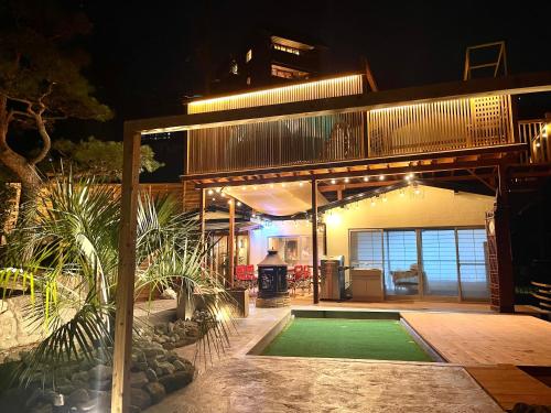 Diamond Yu Atami in Unknown City, Japan