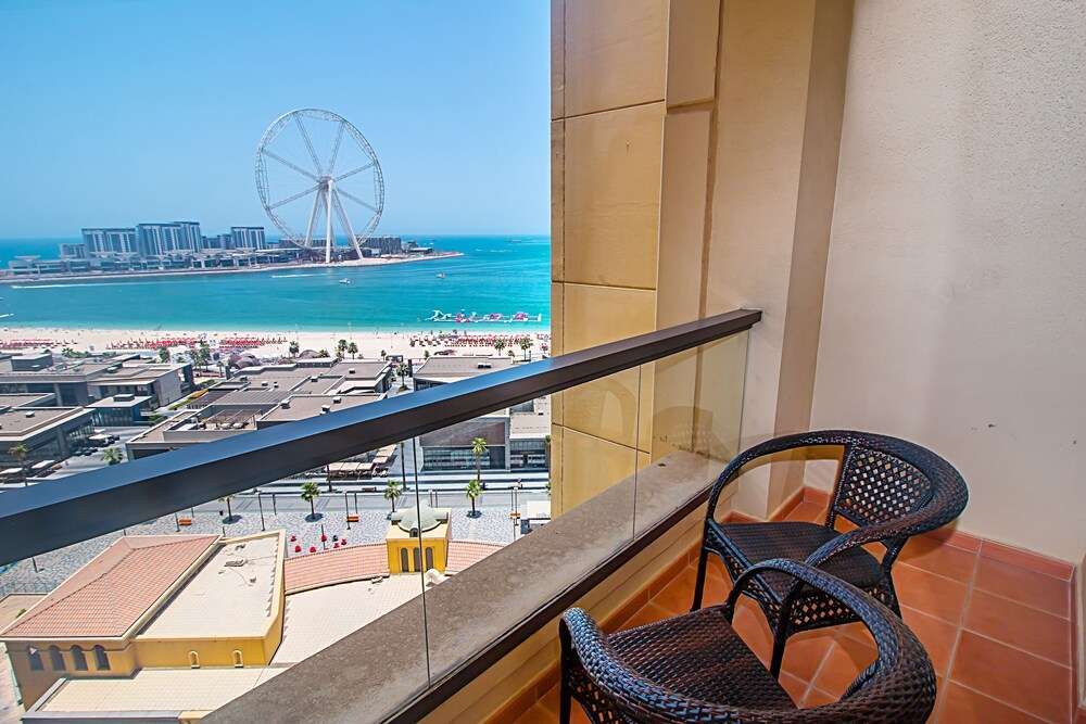 R&H Rimal 4 — 5-Star Luxury Hotel in Dubai, United Arab Emirates