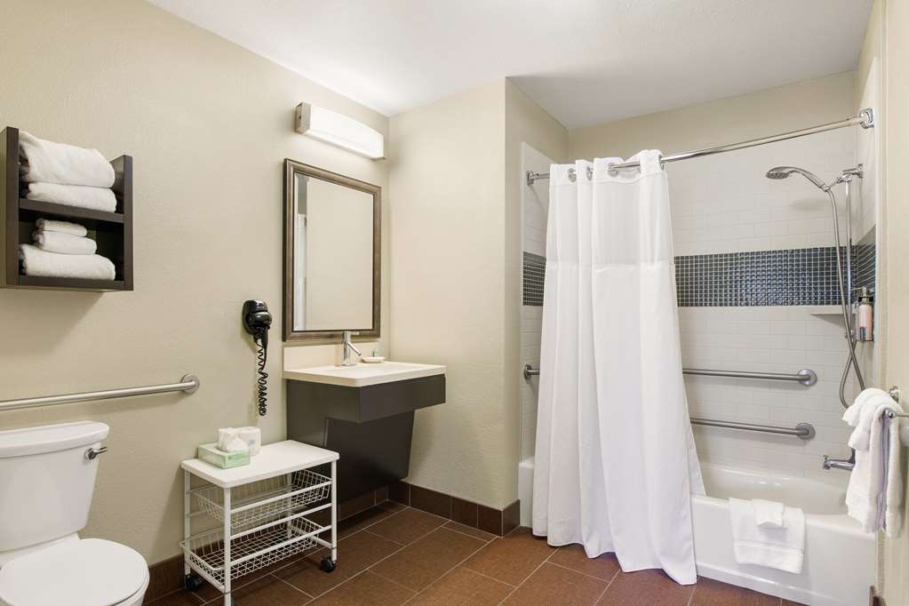 Sonesta ES Suites San Diego Rancho Bernardo - photo 15