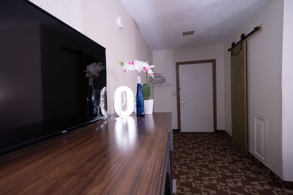 402 Hotel - photo 24