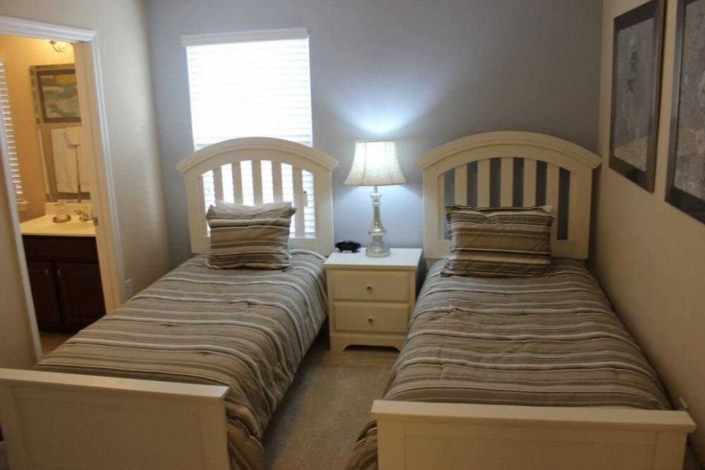 Aco92227 Solterra Resort 5 Bed 4.5 Baths Villa - photo 7