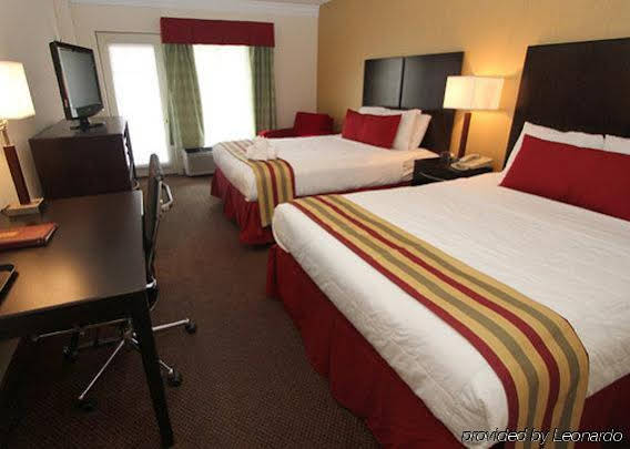 Black Bear Inn & Suites - photo 3