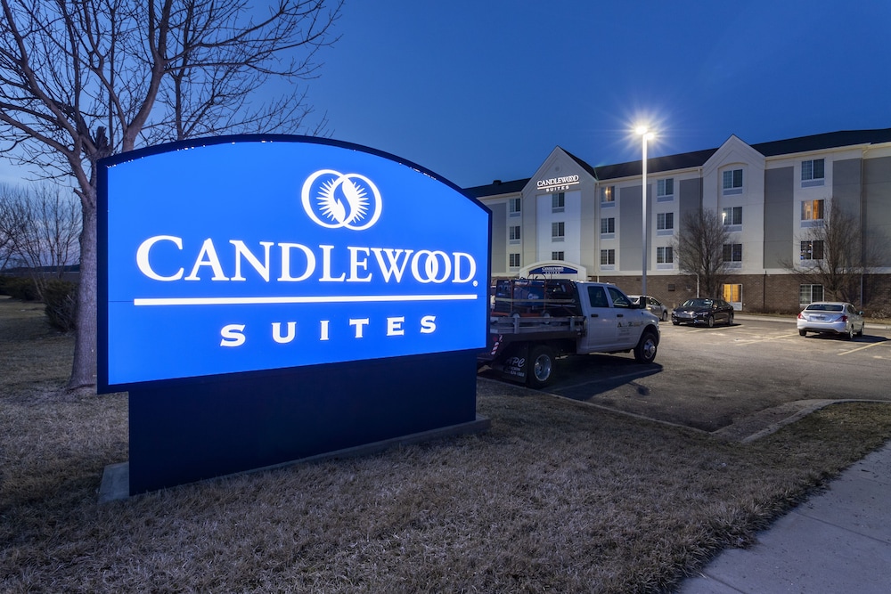 Candlewood Suites Lincoln by IHG - photo 28