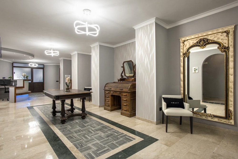 The Life Hotel — Marcellina — photo 3
