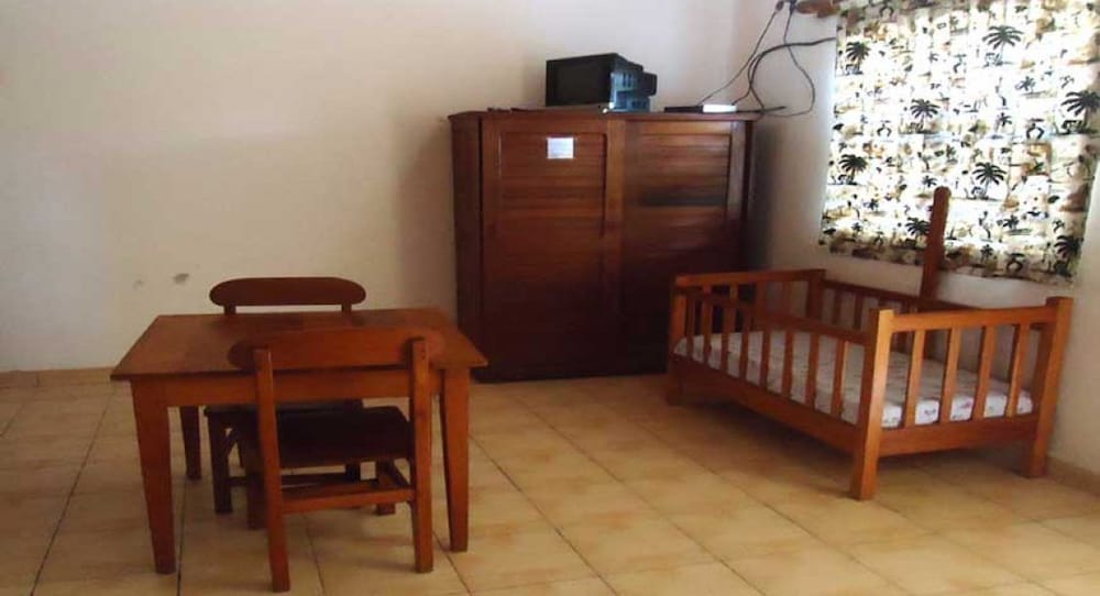 Eden Rock Hotel — Morondava — photo 3
