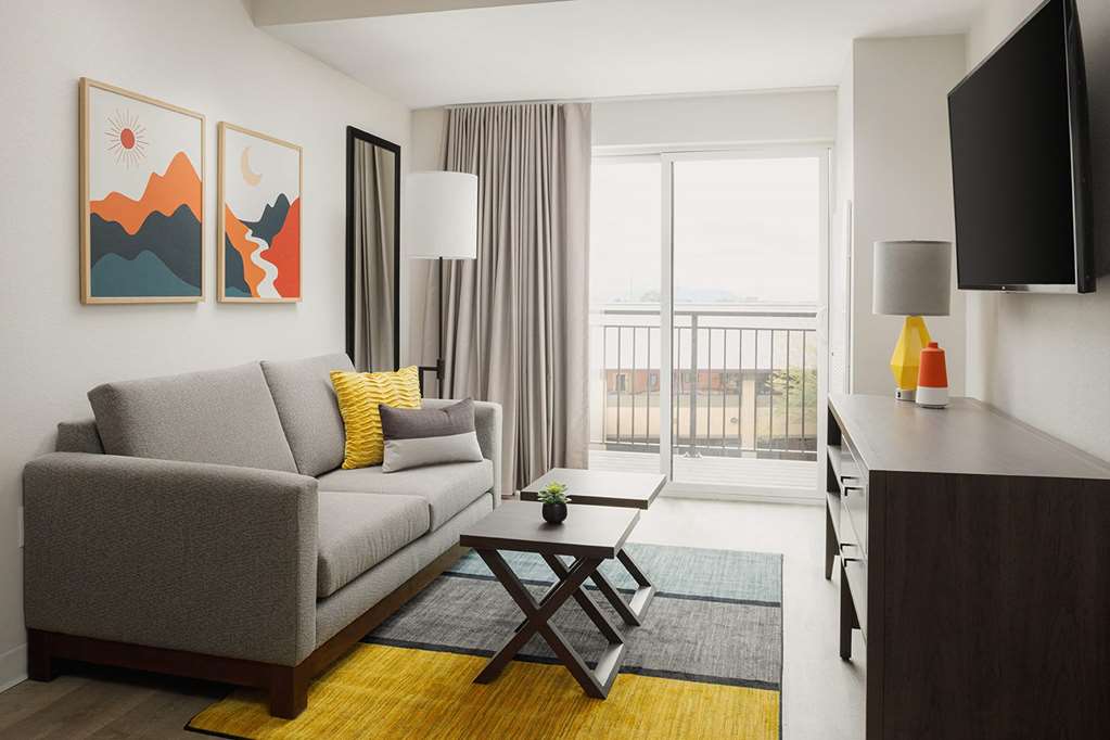 WaterWalk Extended Stay by Wyndham Jacksonville Deerwood Pk - photo 25