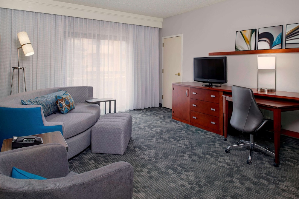 Sonesta Select Kansas City Airport Tiffany Springs - photo 12