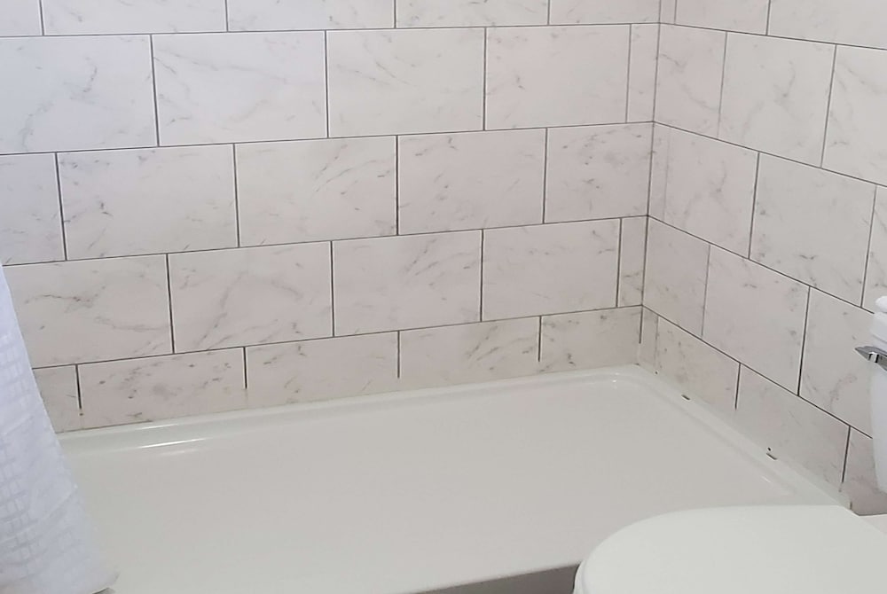Travelodge by Wyndham Livonia Canton Novi Detroit Area - photo 14
