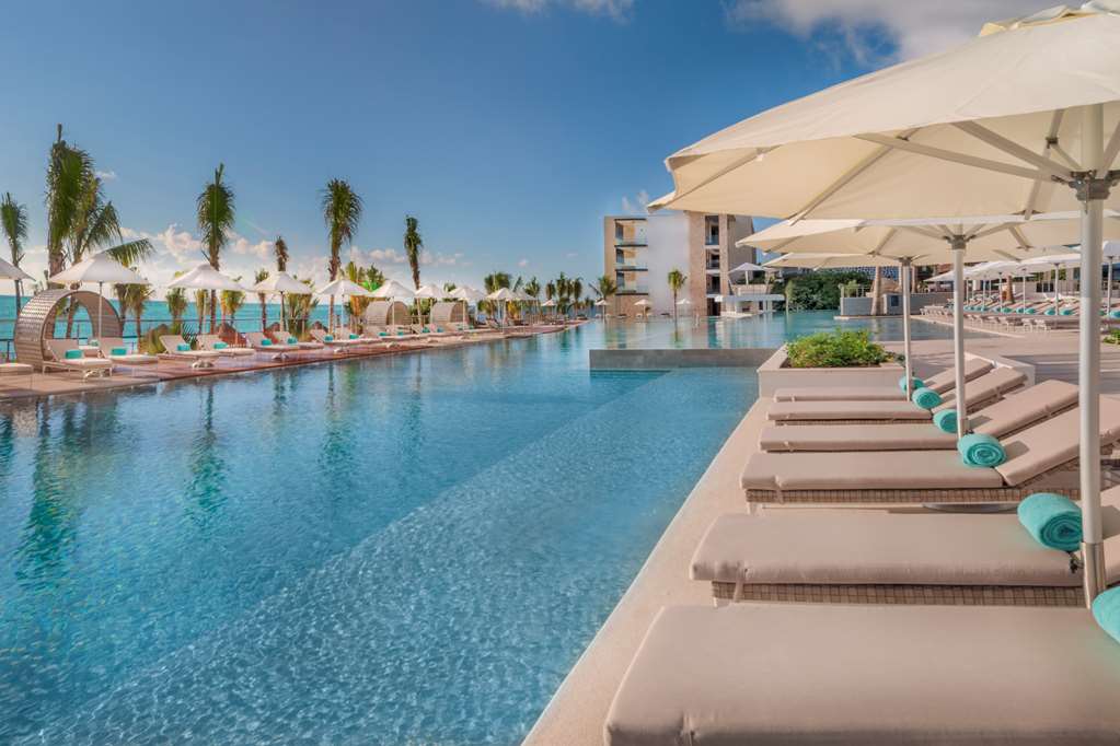 Haven Riviera Cancun Main Pool Low I