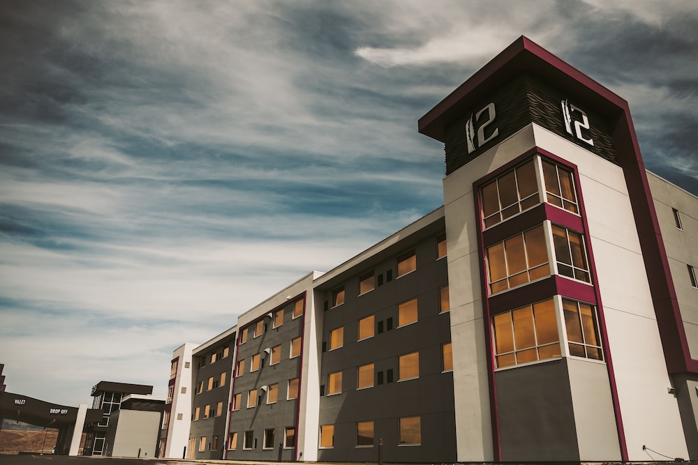 12 Tribes Omak Casino Hotel — hotel in Omak