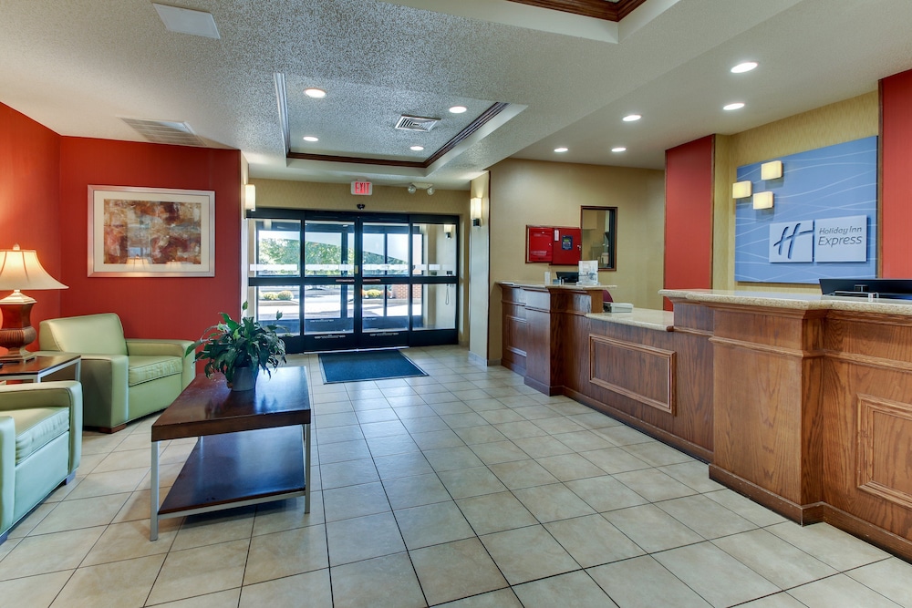 Holiday Inn Express Hotel & Suites Lancaster Lititz by IHG - photo 72