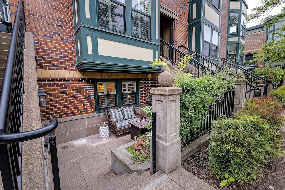 The Orenco Station Hotel - photo 154