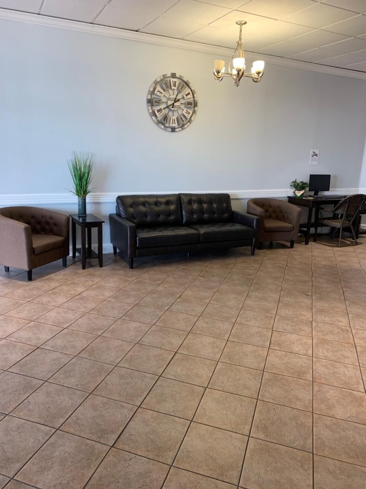 E Z 8 Motel Phoenix Airporter - photo 5