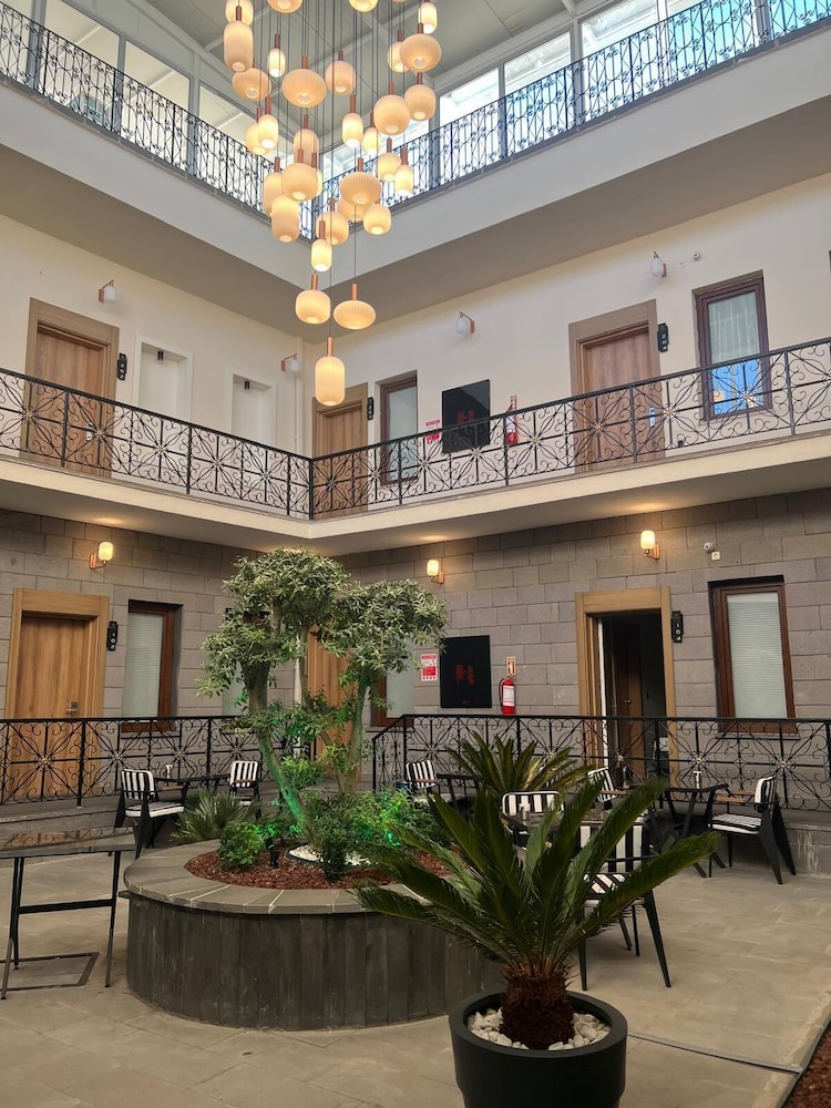 Blackhan Palace Otel in Diyarbakir, Turkey