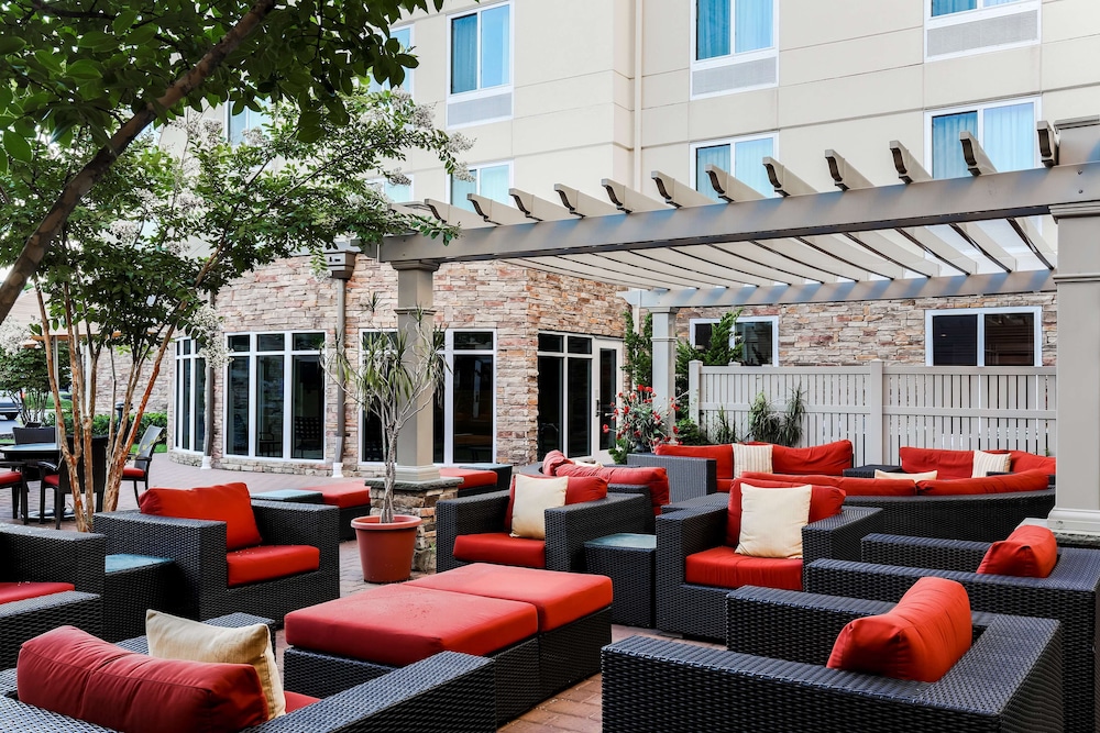 Hilton Garden Inn Melville - photo 44