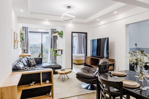 Modern Haven 1BR with a View