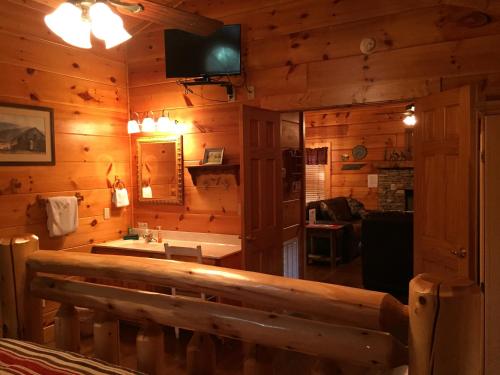 Mountain Blessings - carbon neutral hotel in Pigeon Forge