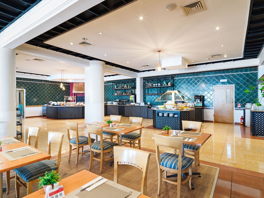 מזון ומשקאות