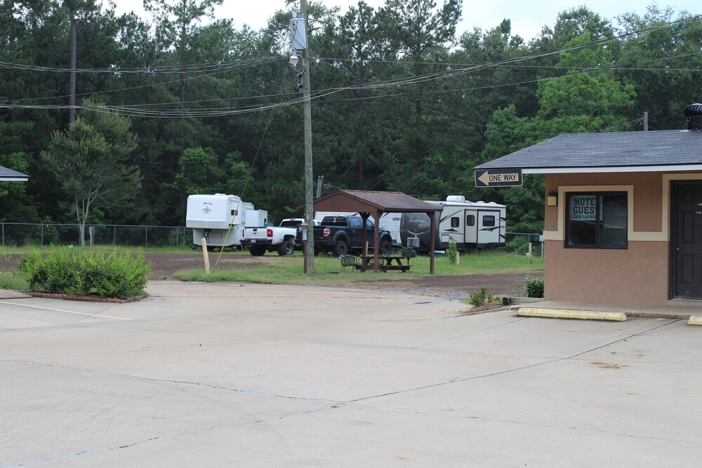 EverGreen Inn & RV - photo 31