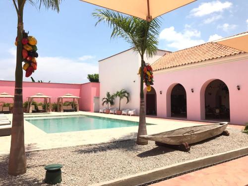 Hostal Dona Manuela — 4-Star Luxury Hotel in Mompos, Colombia