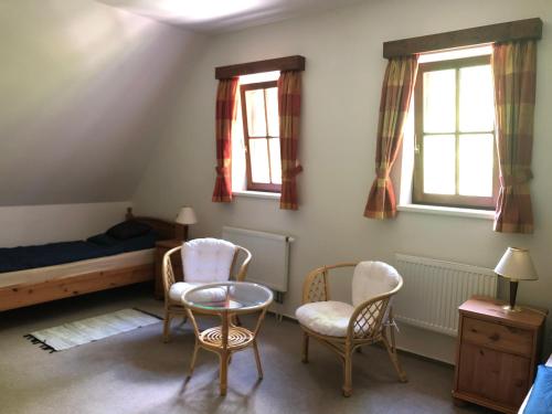 Malá Svatá Hora penzion & restaurace — hotel in Mnisek Pod Brdy