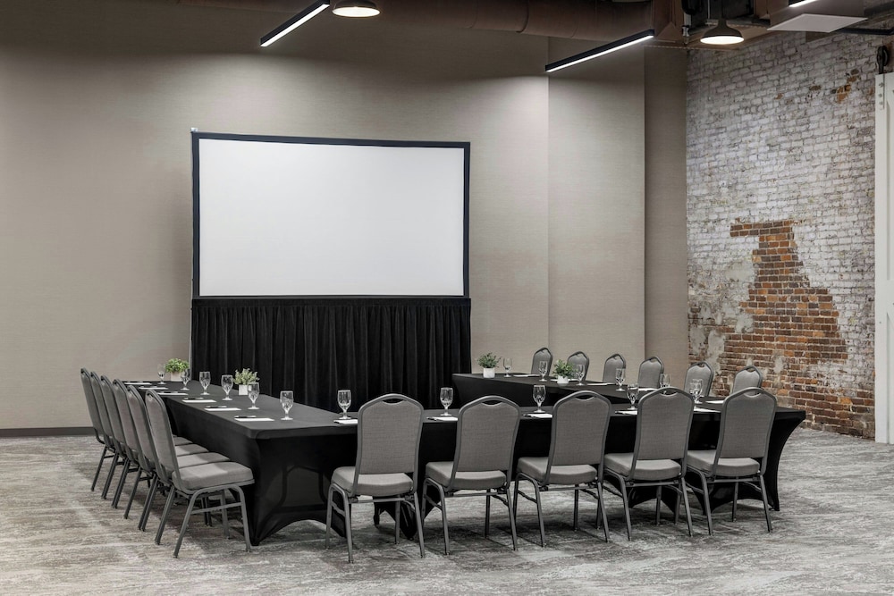 Aloft Wilmington at Coastline Center - photo 38
