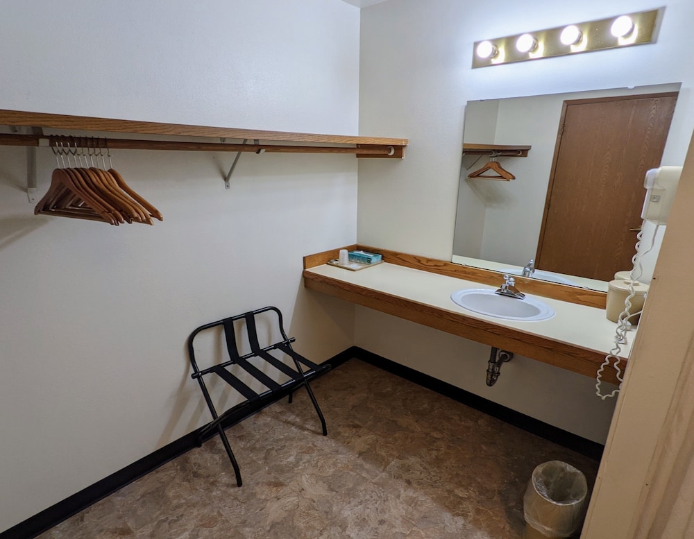 Fairground Inn - photo 48