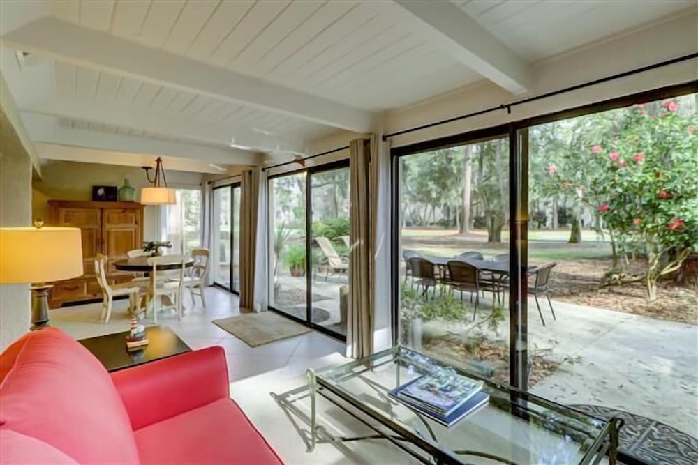 141 Harbourwood Villa at The Sea Pines Resort - photo 12
