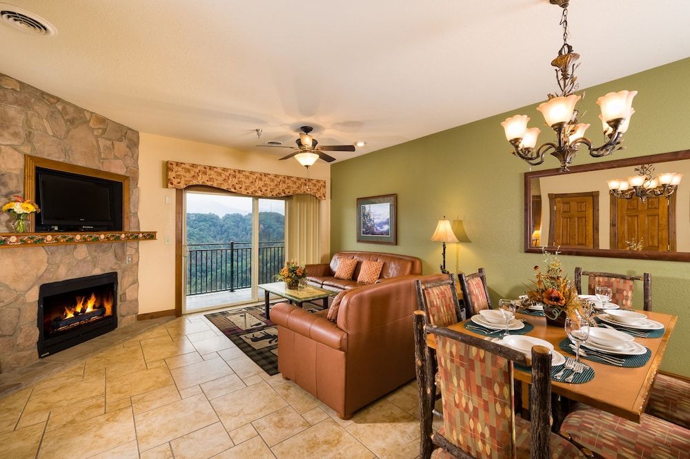 Westgate Smoky Mountain Resort & Spa - photo 32