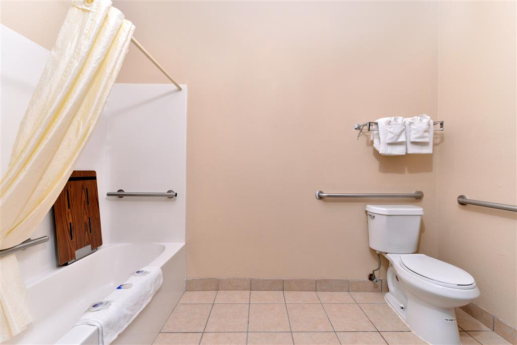 Americas Best Value Inn Somerville - photo 17