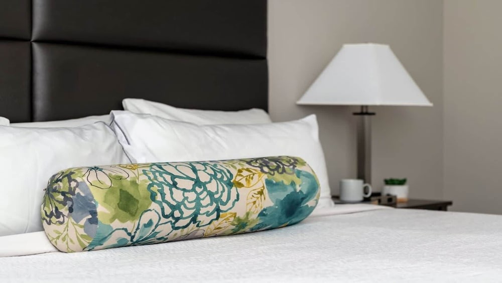 Downtown Dallas CozySuites w roof pool gym #1 — 4-Star Luxury Hotel in Dallas, United States