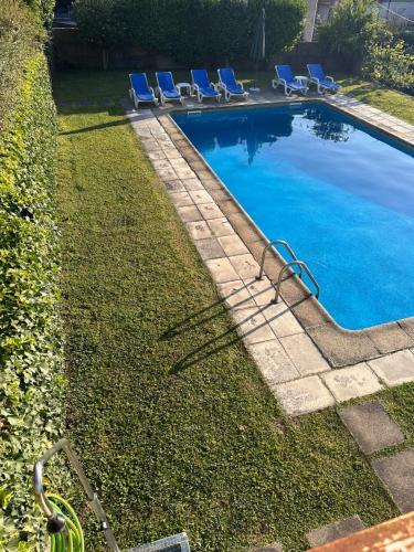 Casa d'Avó Maria Paraíso no campo T5 com piscina vistas e vinhas — 4-Star Luxury Hotel in Marco De Canavezes, Portugal