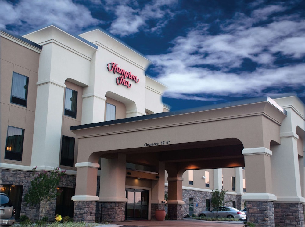 Hampton Inn Maumelle AR - photo 37