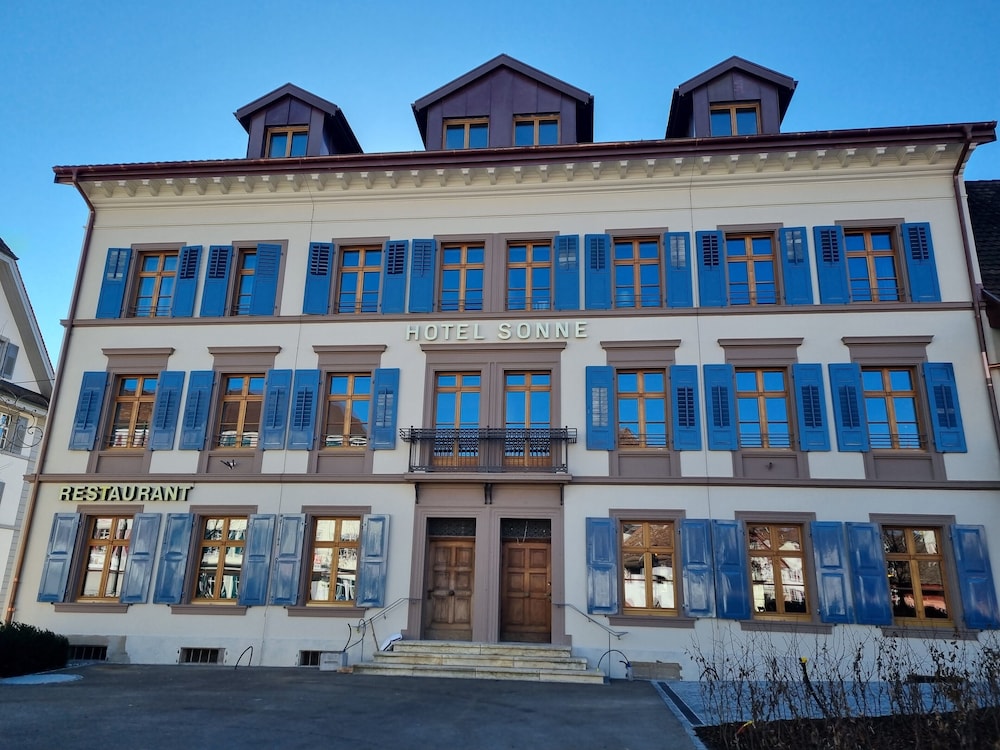 Hotel Restaurant zur Sonne pet-friendly hotel Sissach
