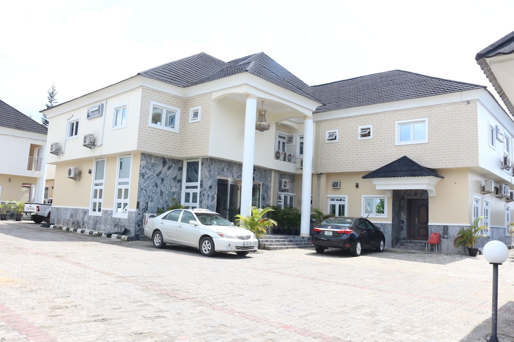 Rosmohr Hotels in Uyo, Nigeria
