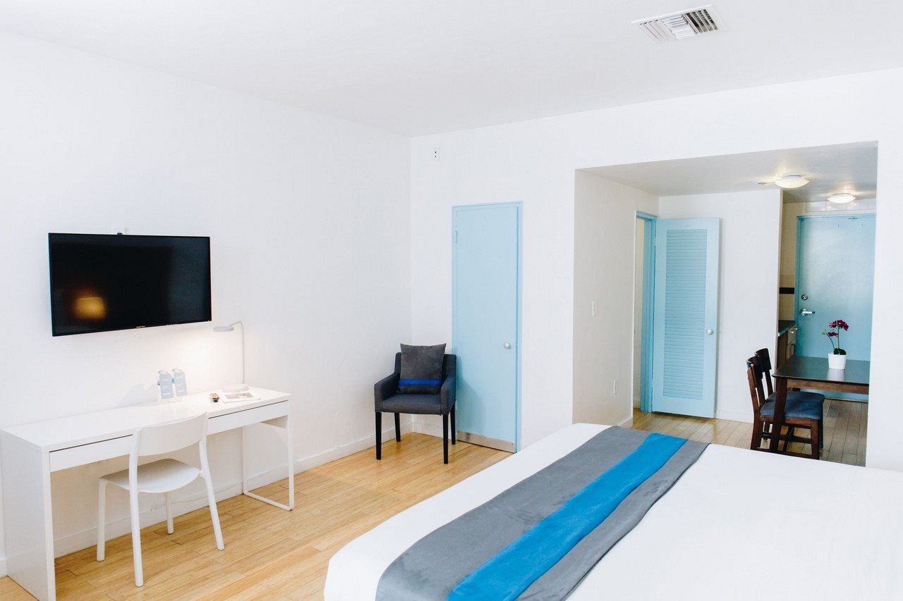 Aqua Hotel & Suites - photo 21