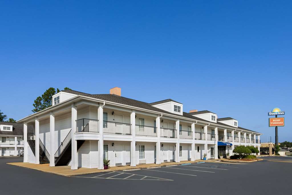 Days Inn by Wyndham Americus - photo 2