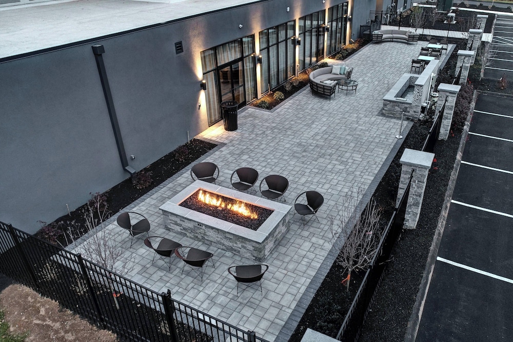 Courtyard by Marriott Southington - photo 14
