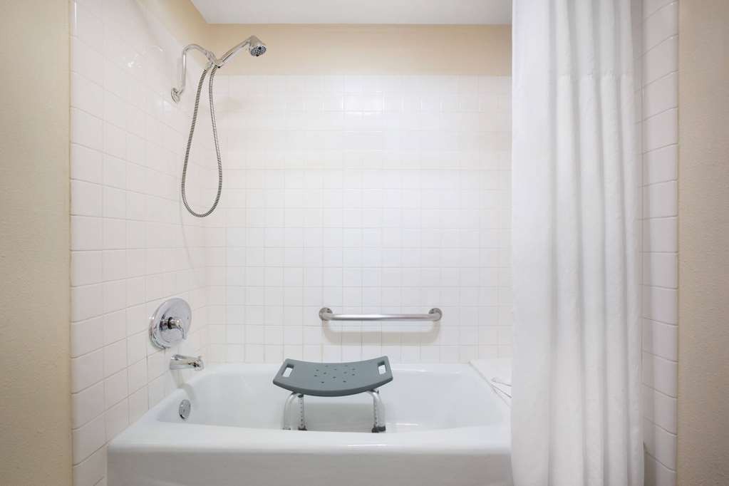 Days Inn by Wyndham Lake Havasu - photo 8